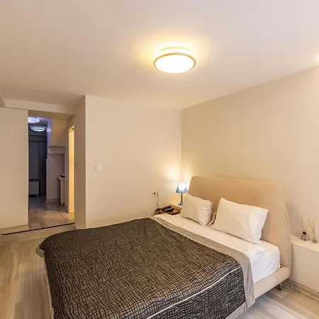 Calanthe Otel