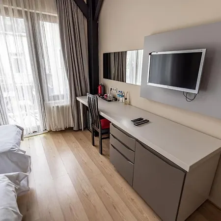 Hotel Calanthe