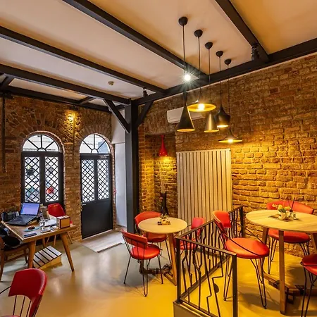 カランセ レジデンス ホテル 3*