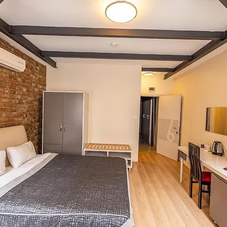 Calanthe Hotel