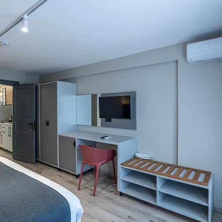 Calanthe Hotel 3*