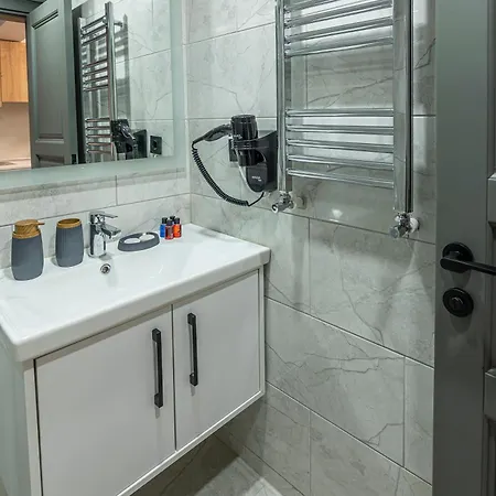Calanthe Hotel 3*