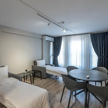 Calanthe Hotel