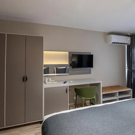 Hotel Calanthe