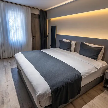 Szálloda Calanthe 3*