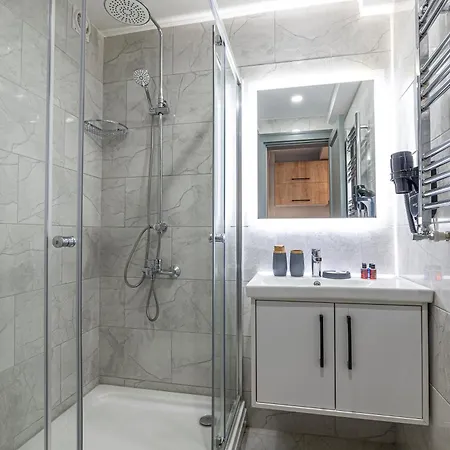 カランセ レジデンス 3*