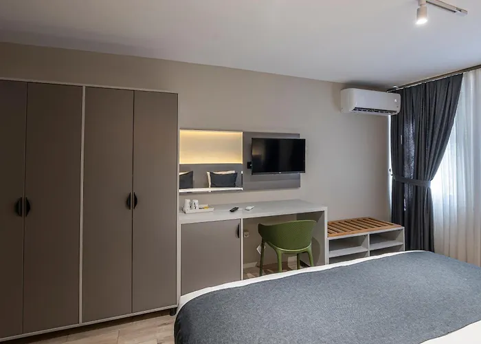 Ξενοδοχείο Calanthe