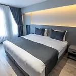 Calanthe Istanbul